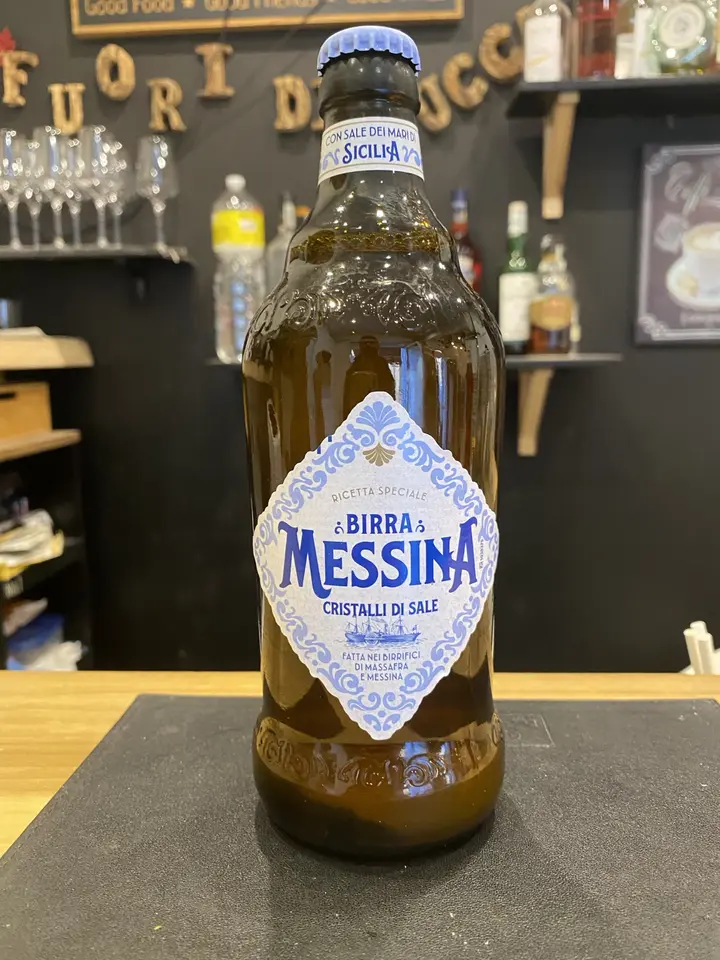 Bottiglia di Birra Messina Cristalli di Sale