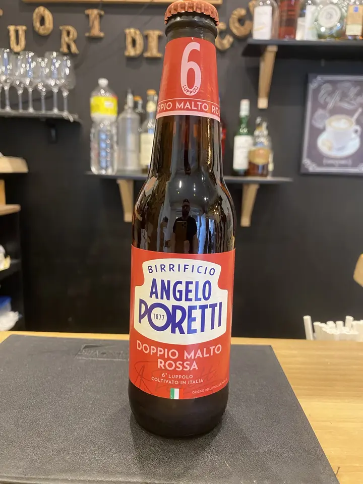 Bottiglia di Poretti 6 Luppoli Bock Rossa